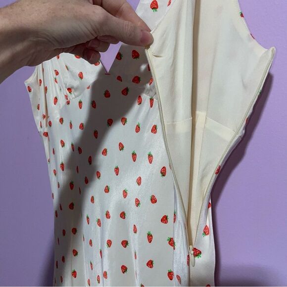 NEW Zara Strawberry Print Mini Dress Women Size L Satin Babydoll Soft Girl Flirt - Picture 5 of 11